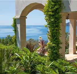 11 bedroom seafront villa with infinity pool near Budvar, sleeps 22
